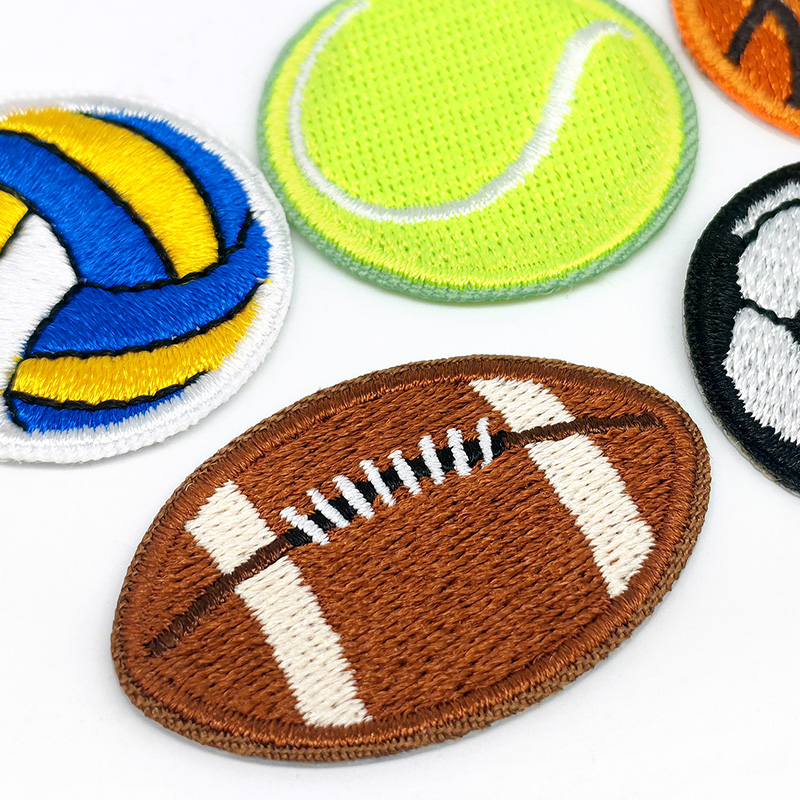 5pc Embrioidered Football Tenn - đánh giá và giá Badminton Icon