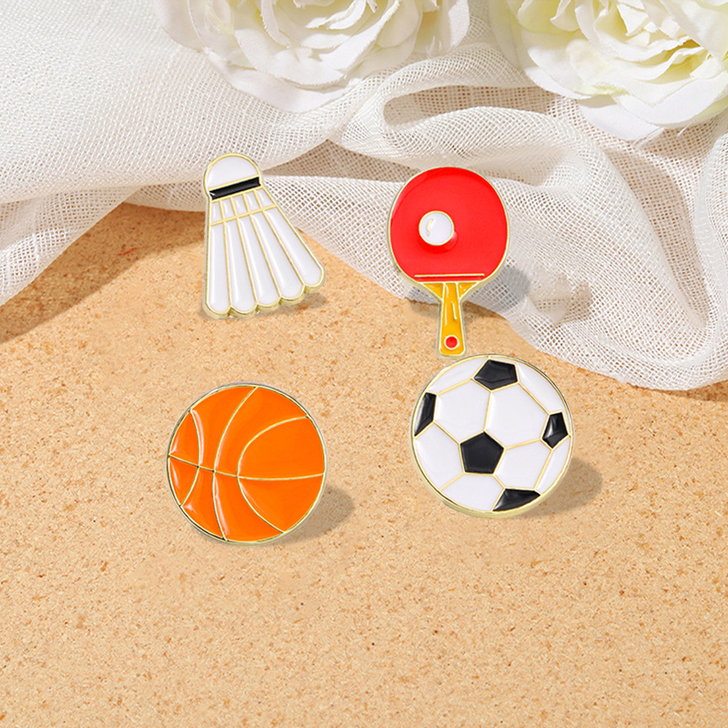 Football Cartoon Brooch Basket - đánh giá và giá Badminton Icon