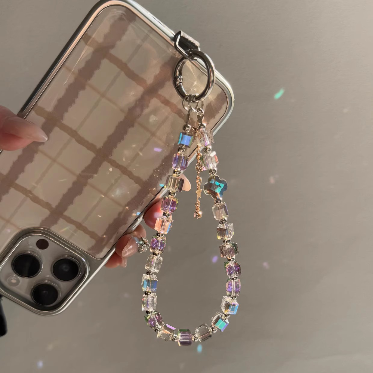Luxury Crystal Bead Phone Lany - đánh giá và giá String Tension Clip